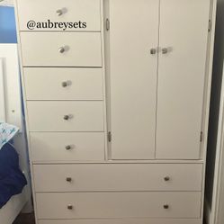 White Closet With 7 Drawers 