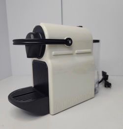 Nespresso Inissia Espresso Machine C40 White Excellent Clean Conditio