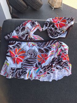 Two-Piece Floral Bikini Set with Skirted Bottom
