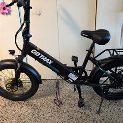 gotrax R2  E BIKE  brand new only 85 miles on it  come check it out