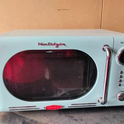 Medium Tiffany Blue microwave