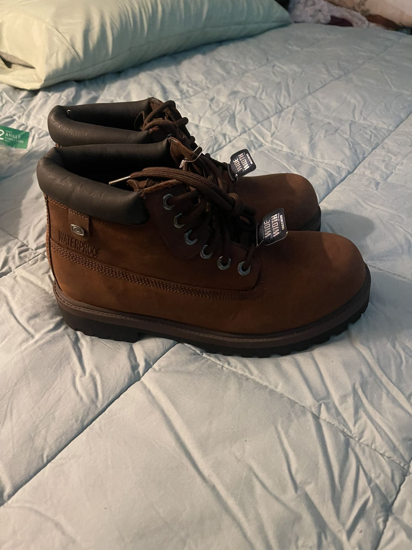 Sketchers Waterproof Boots 