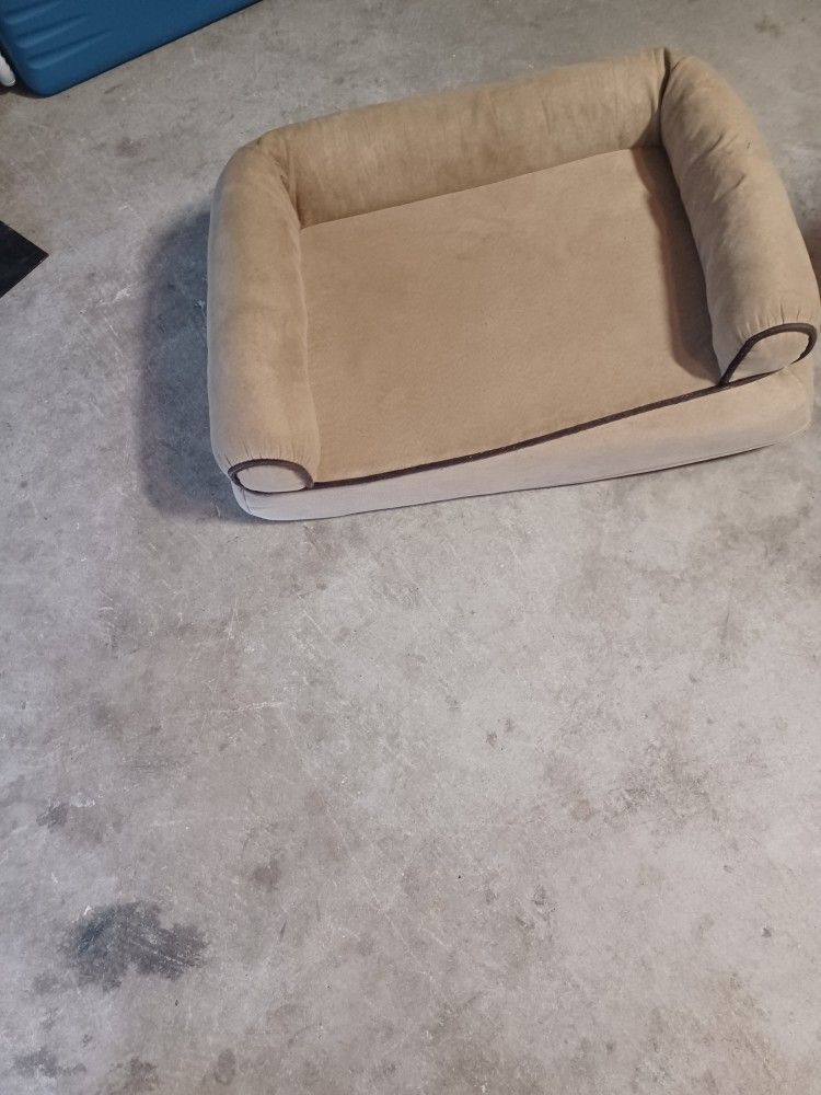 Dog Bed 