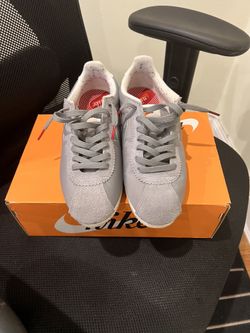 Classic Cortez Nylon Premium Sz 9 Medium Grey/Metallic Silver