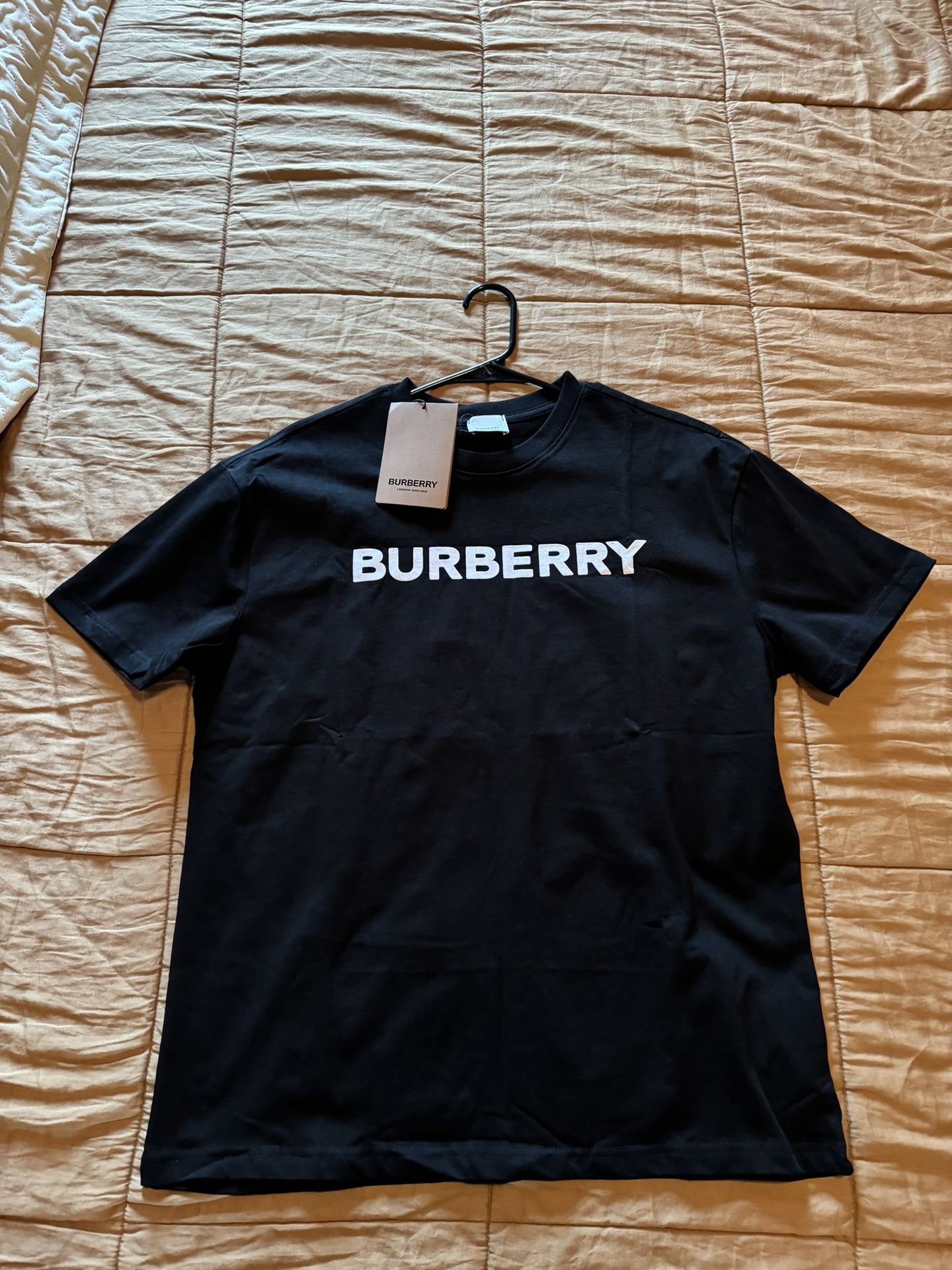 Burberry T-shirt Large