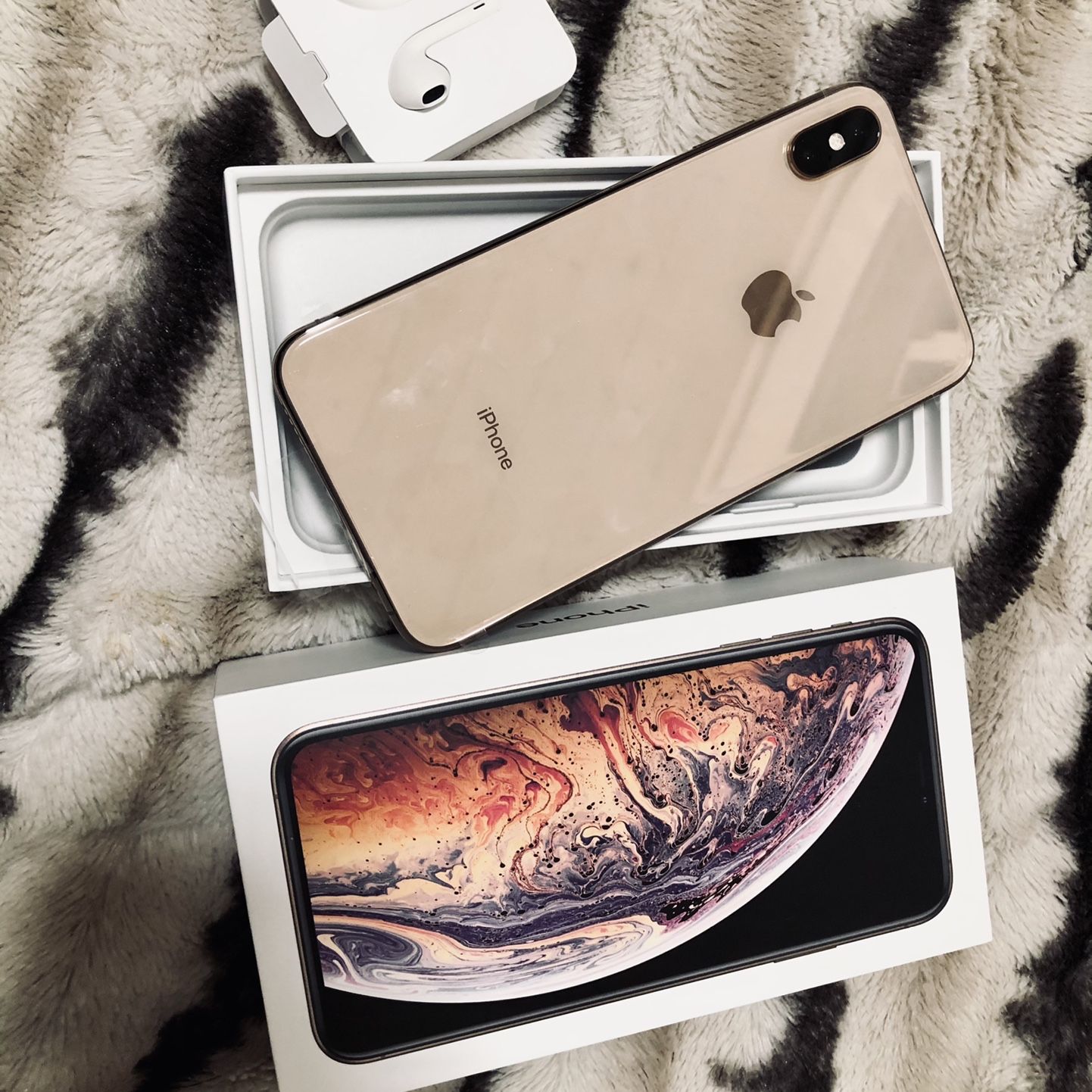 iPhone Xs Max Gold 64 GB for softbank中古 iPhone XS Max - Gold 