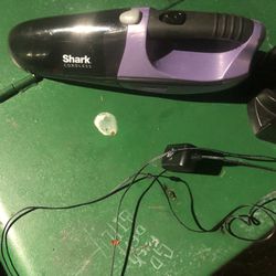 Genuine Original Shark SV780 18 Volts Cordless Handheld Vacuum -Read Description