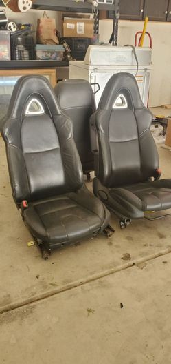Bucket seats