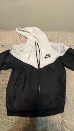 Nike windbreaker adult XS