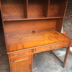 Hayneedle Desk And Hutch for Sale in Queens NY OfferUp
