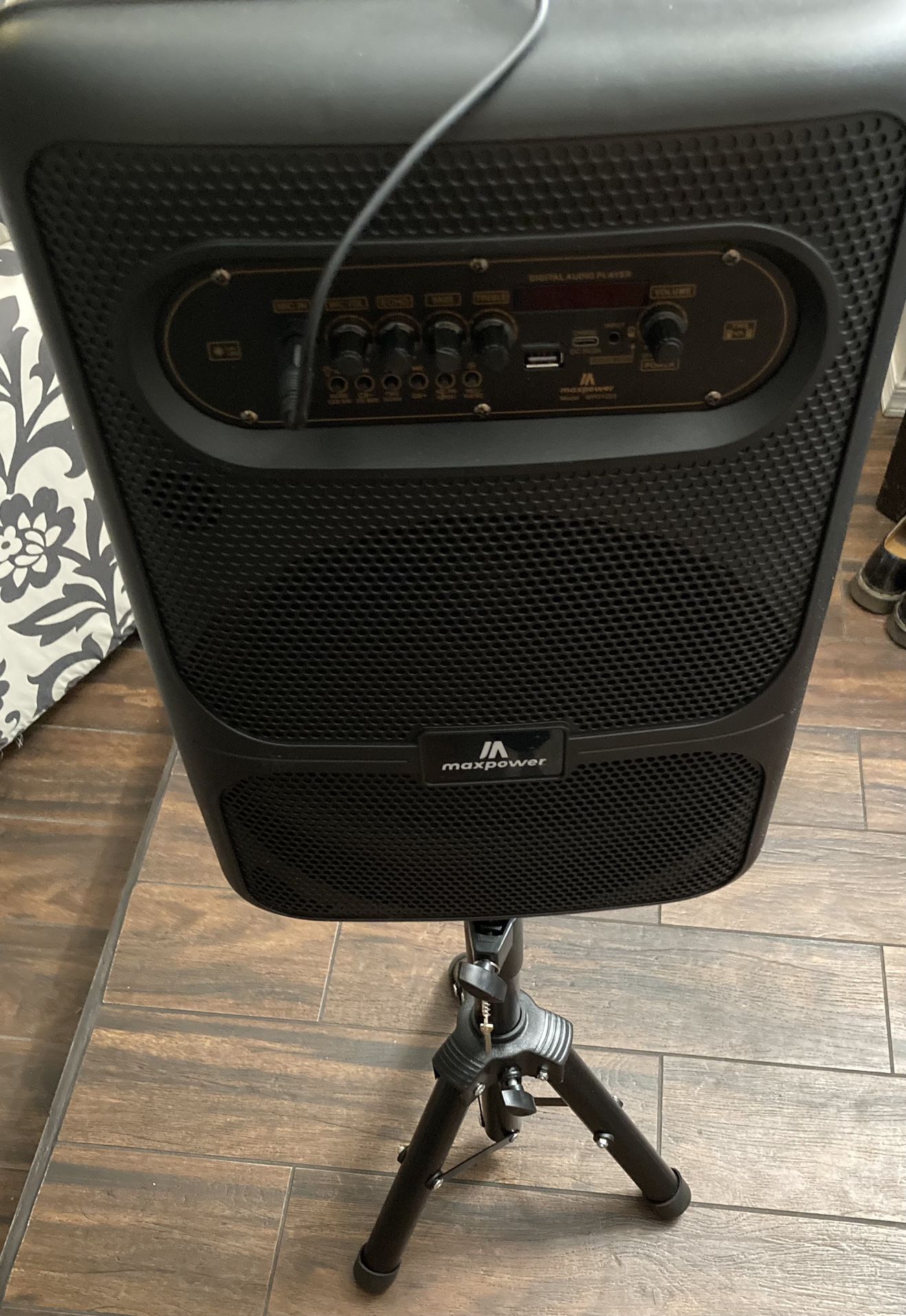 MPD404L Max Power 4 Portable Bluetooth Speaker for Sale in Las Vegas, NV -  OfferUp