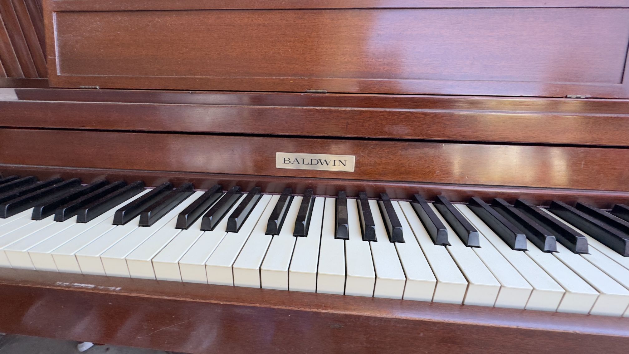 PIANO Baldwin