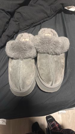 Grey Uggs