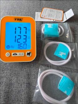 Veterinary Pet Blood Pressure Monitor Kit for Dogs & Cats – 3 Cuffs Included