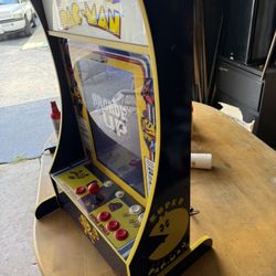 Pac-Man Arcade