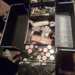 NAIL BUNDLE