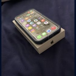 Apple Iphone 14 Pro Max w otterbox case unlocked 