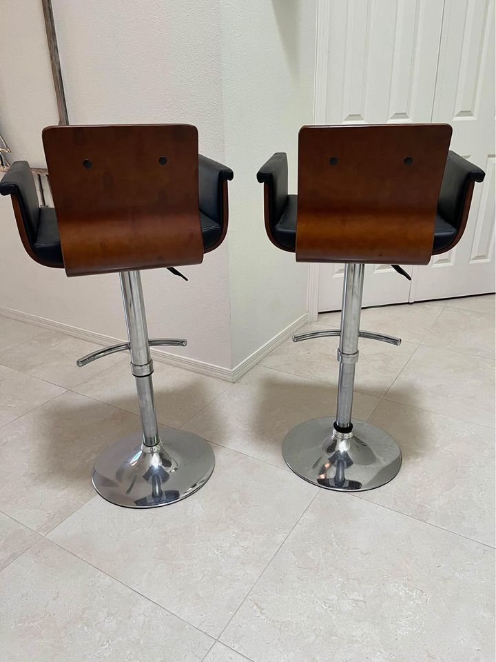 Bar Stools New in Packagings Adjustable Height Retailed For $459.98.