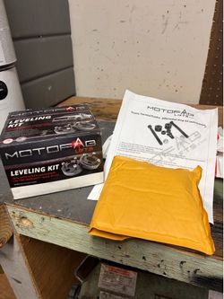 Toyota Tacoma leveling and lift kit