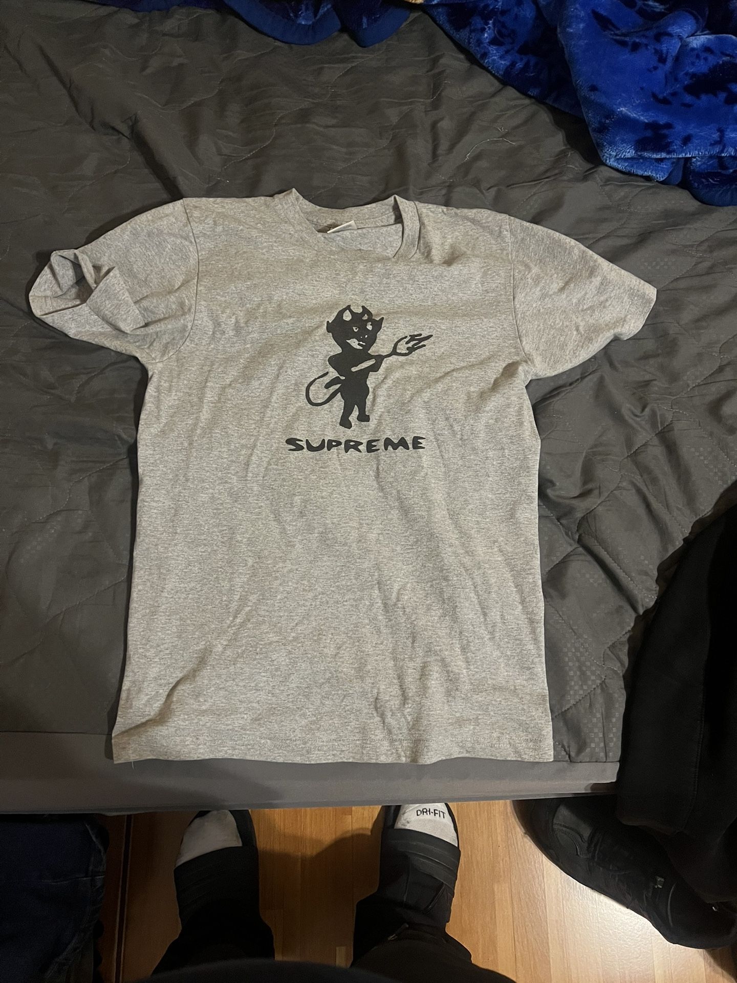 Supreme Devil Yes Size SMALL