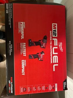 Milwaukee M12 FUEL impact and drill kit