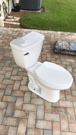 Free  Modern Toilet