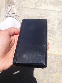 Nintendo 3DS (read description!!!)