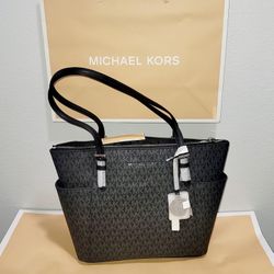 NEW AUTHENTIC MICHAEL KORS PURSE