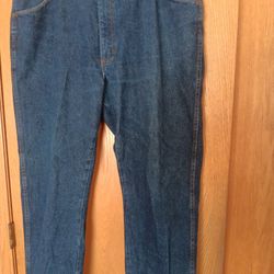 Men's Size 42 By 30, Rustler Jeans 