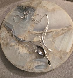 Vintage Sculptural bib necklace