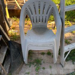 YARD CHAIRs
