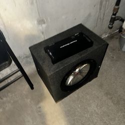 Amp And Subwoofer 