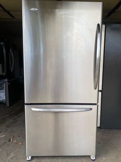 Refrigerator 33”