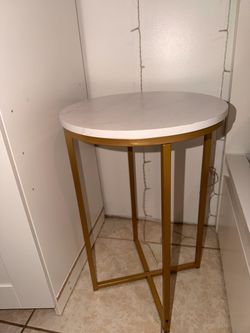 Round side table