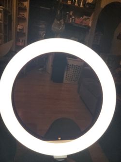 Ring light