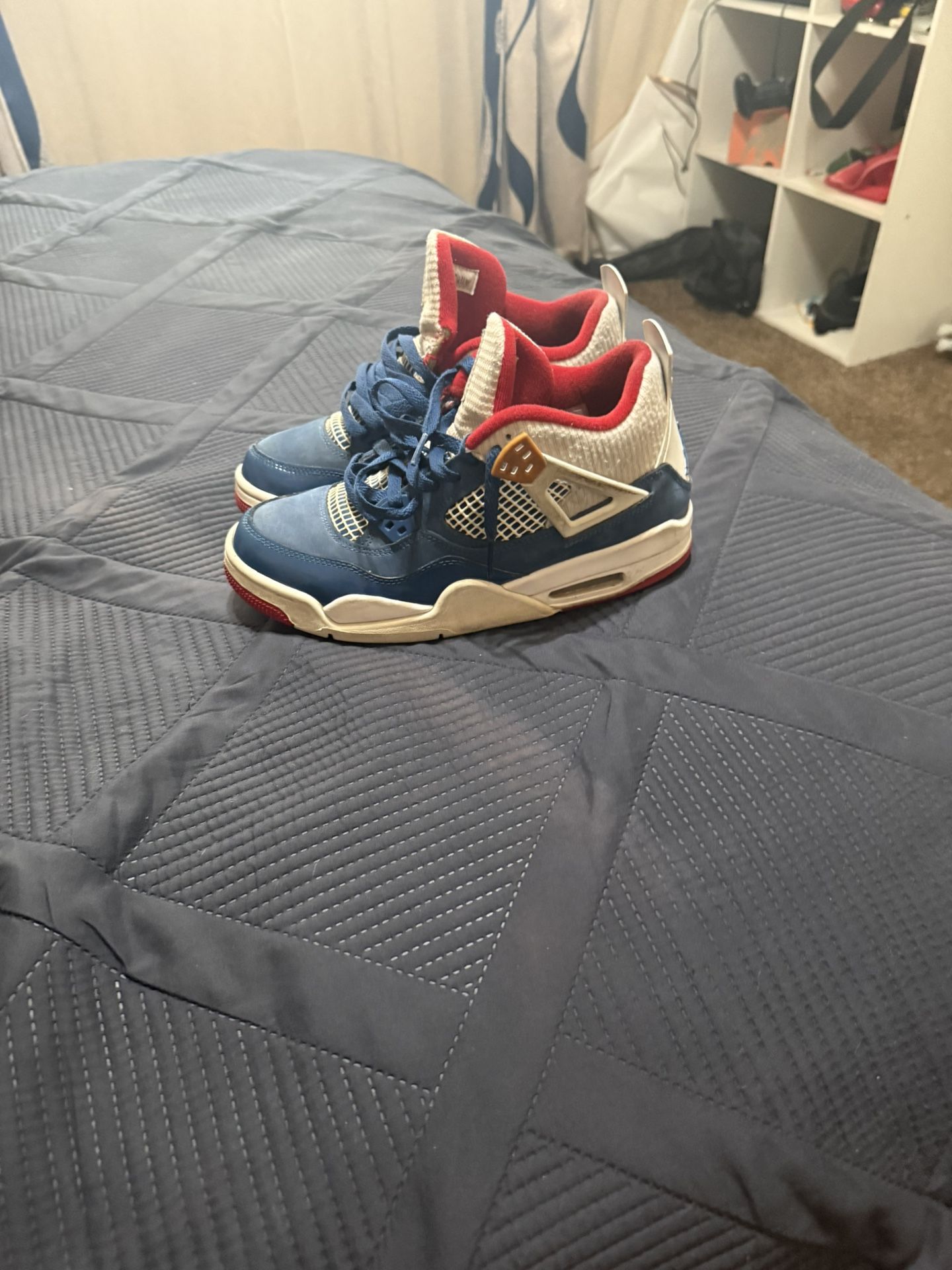 Jordan 4