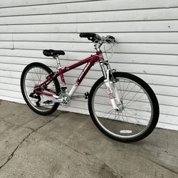 Novaro Women’s Mountain Bike