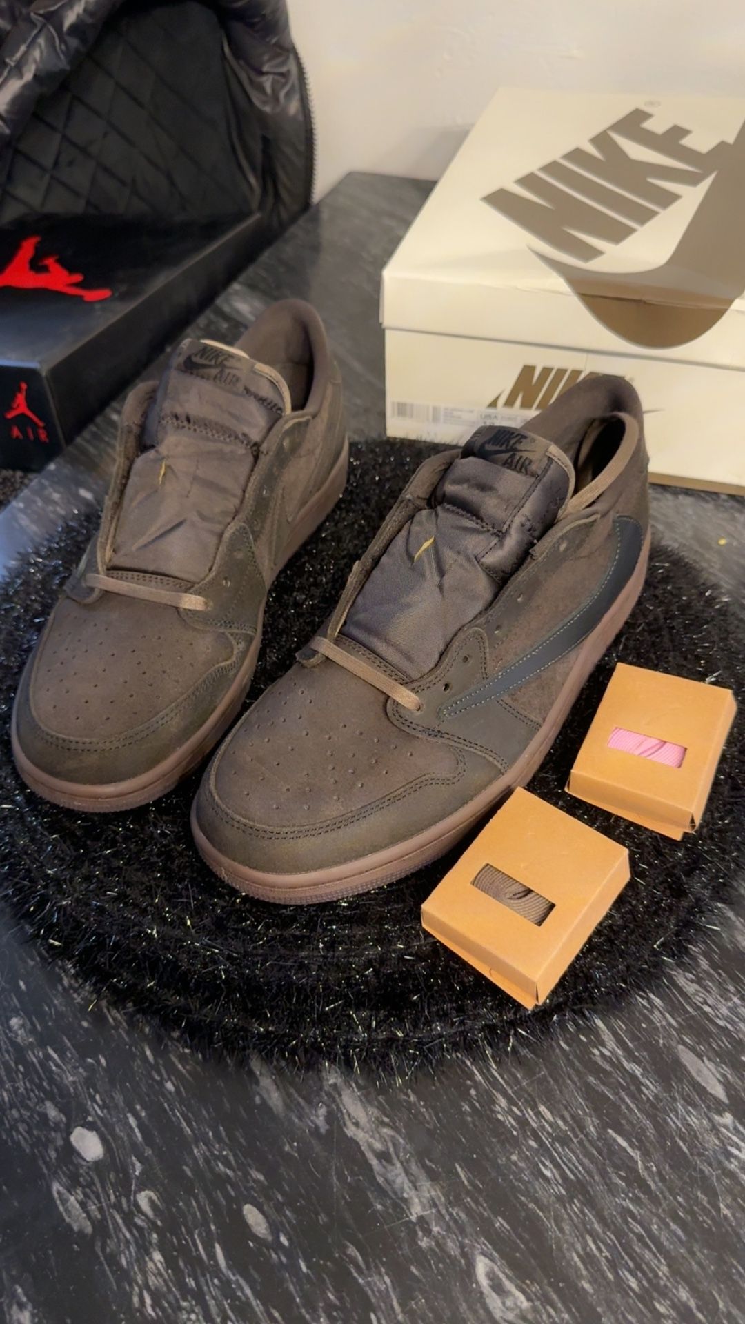 Travis Scott Brown Velvet