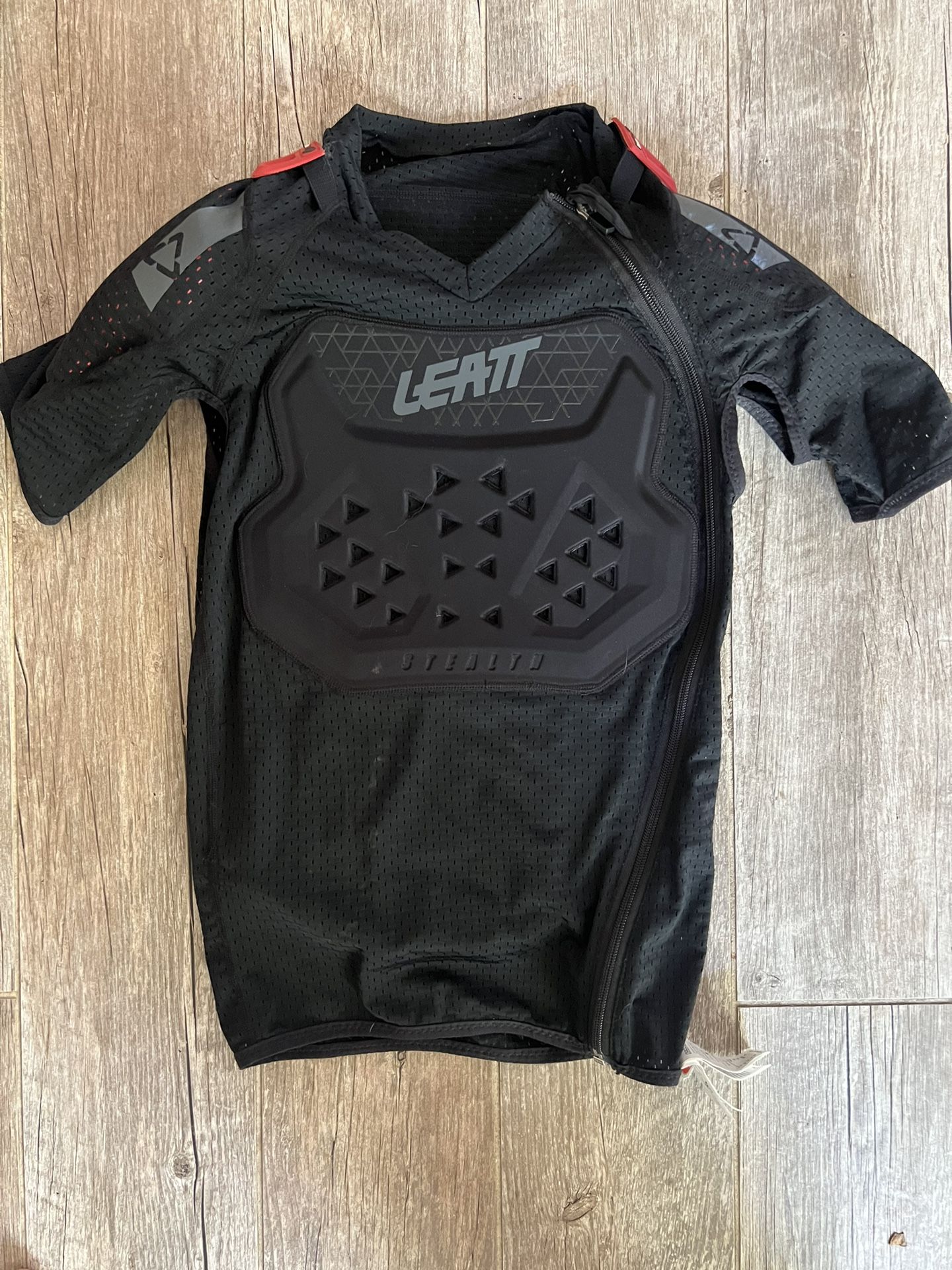 Leatt Body Tee Airflex Stealth Mountain Biking Torso Protection Size S 160-166 Cm