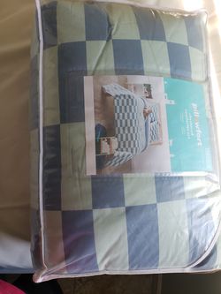 Full/queen comforter set