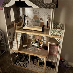 Large Doll House Christmas Present