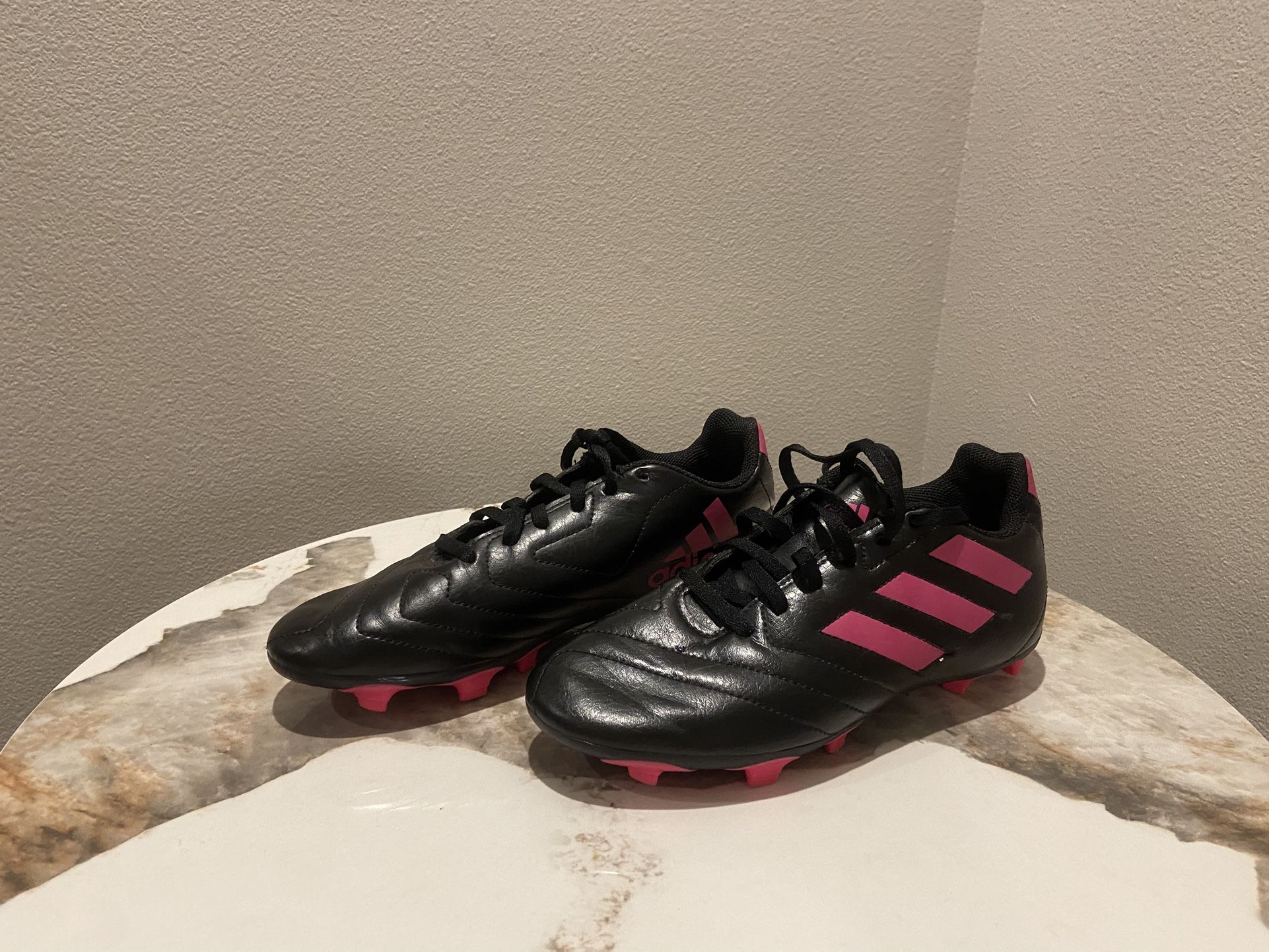 Adidas Soccer Cleats โ Size 4.5 โ Pink & Black $25 Or Best Offer