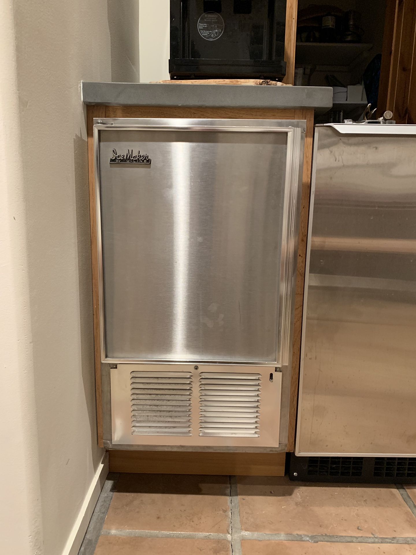 Uline Ice Maker for Sale in Scottsdale, AZ OfferUp