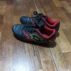 Soccer Cleats Size 2