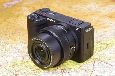 Sony ZV-E10 Mirrorless Camera with Kit Lens