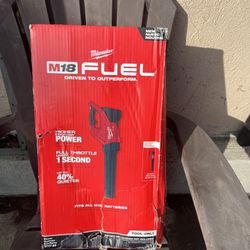 Milwaukee  M 18 Blower 