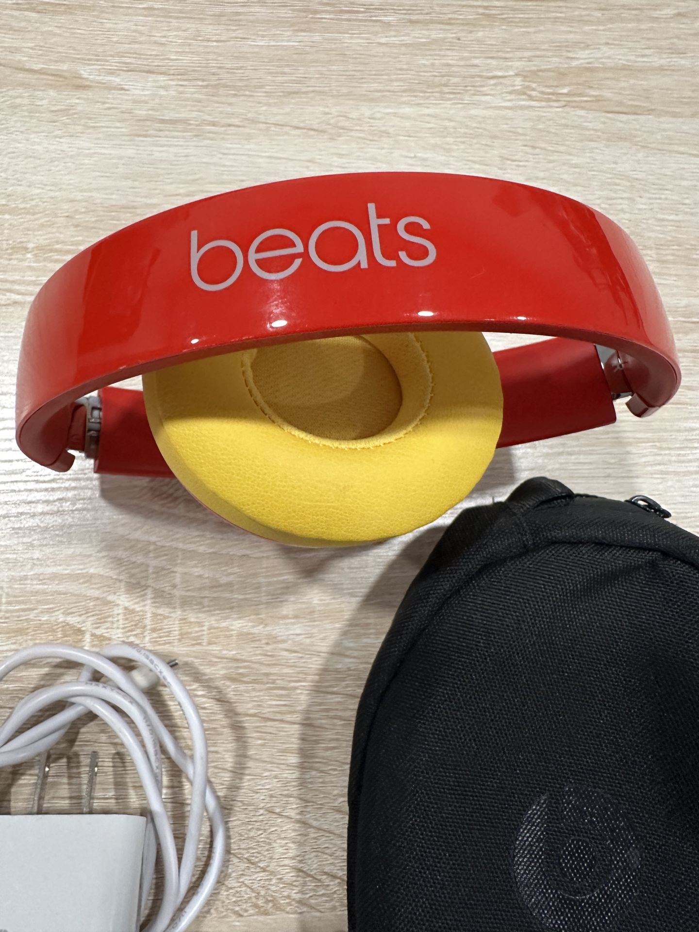 Beats Solo 2 Wireless On-Ear Headphones Red/yellow , Model B0534