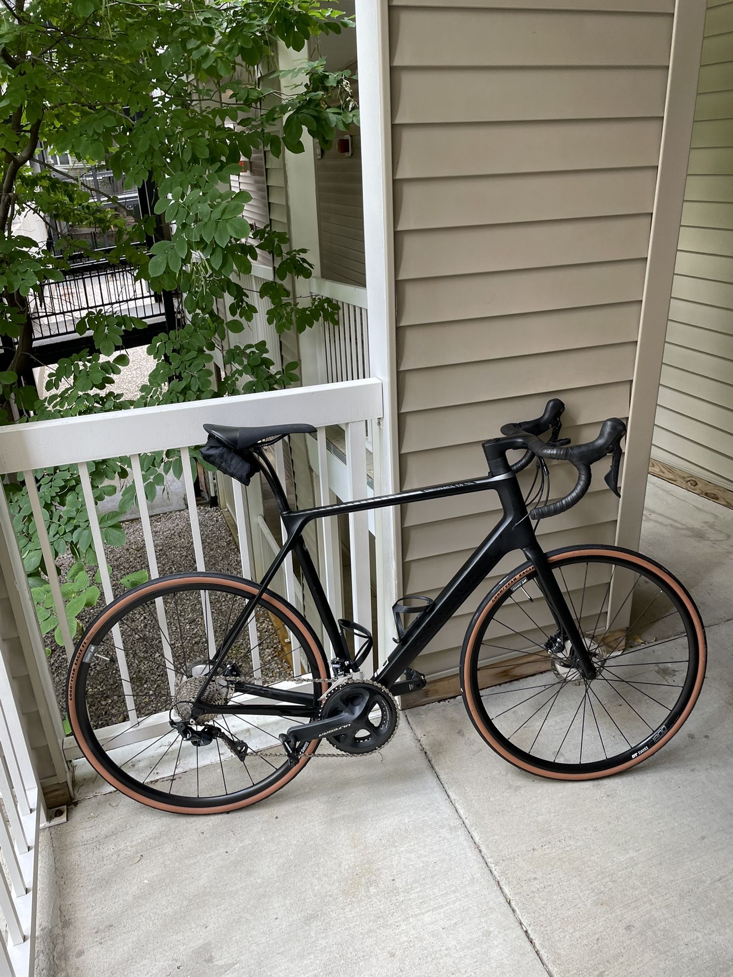 Road Bike  Carbon Fiber XL Canyon Endurace CF SL 