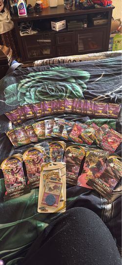 Pokémon TCG Booster Pack Lot Mixed Sets