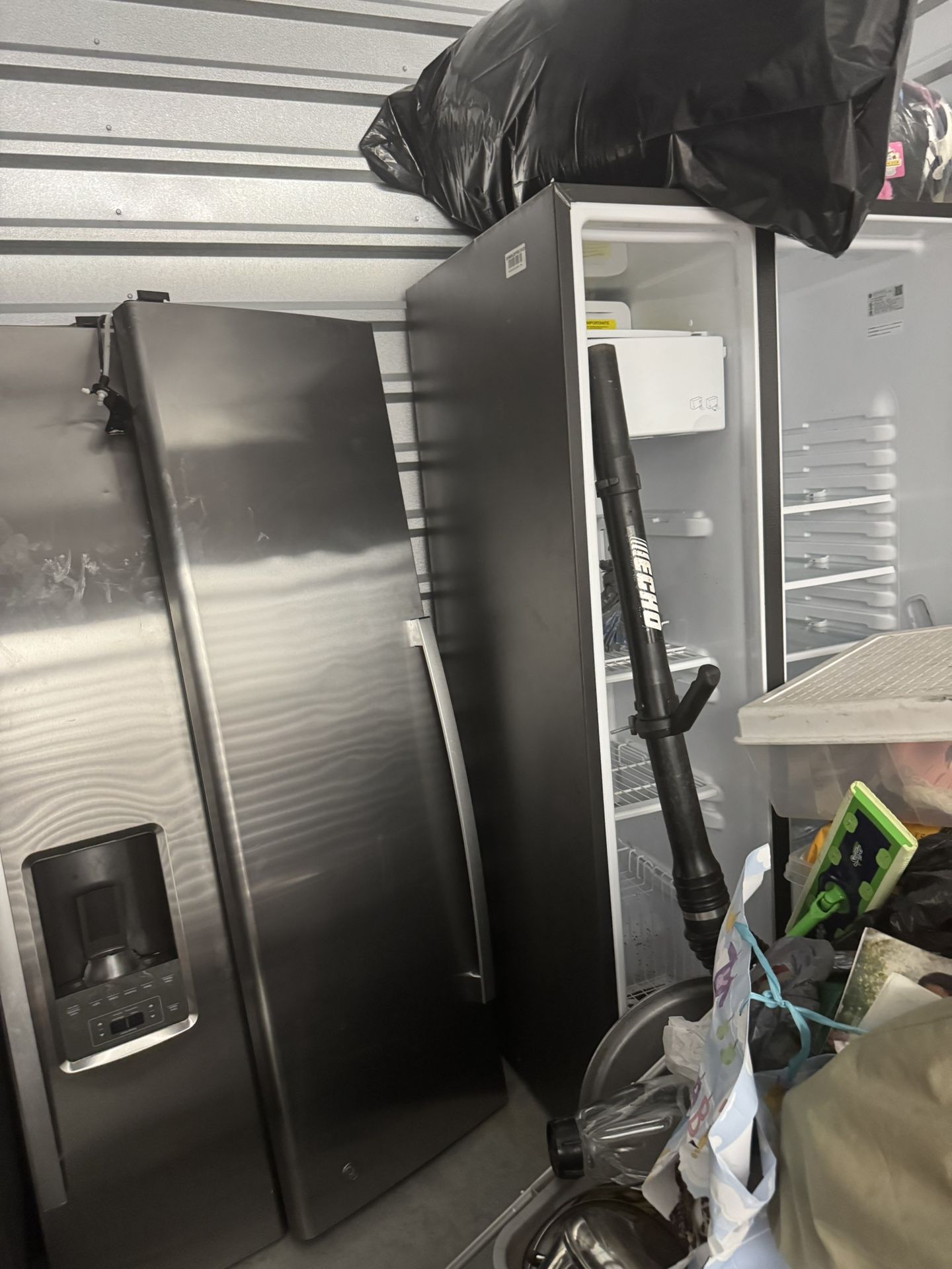 Refrigerator